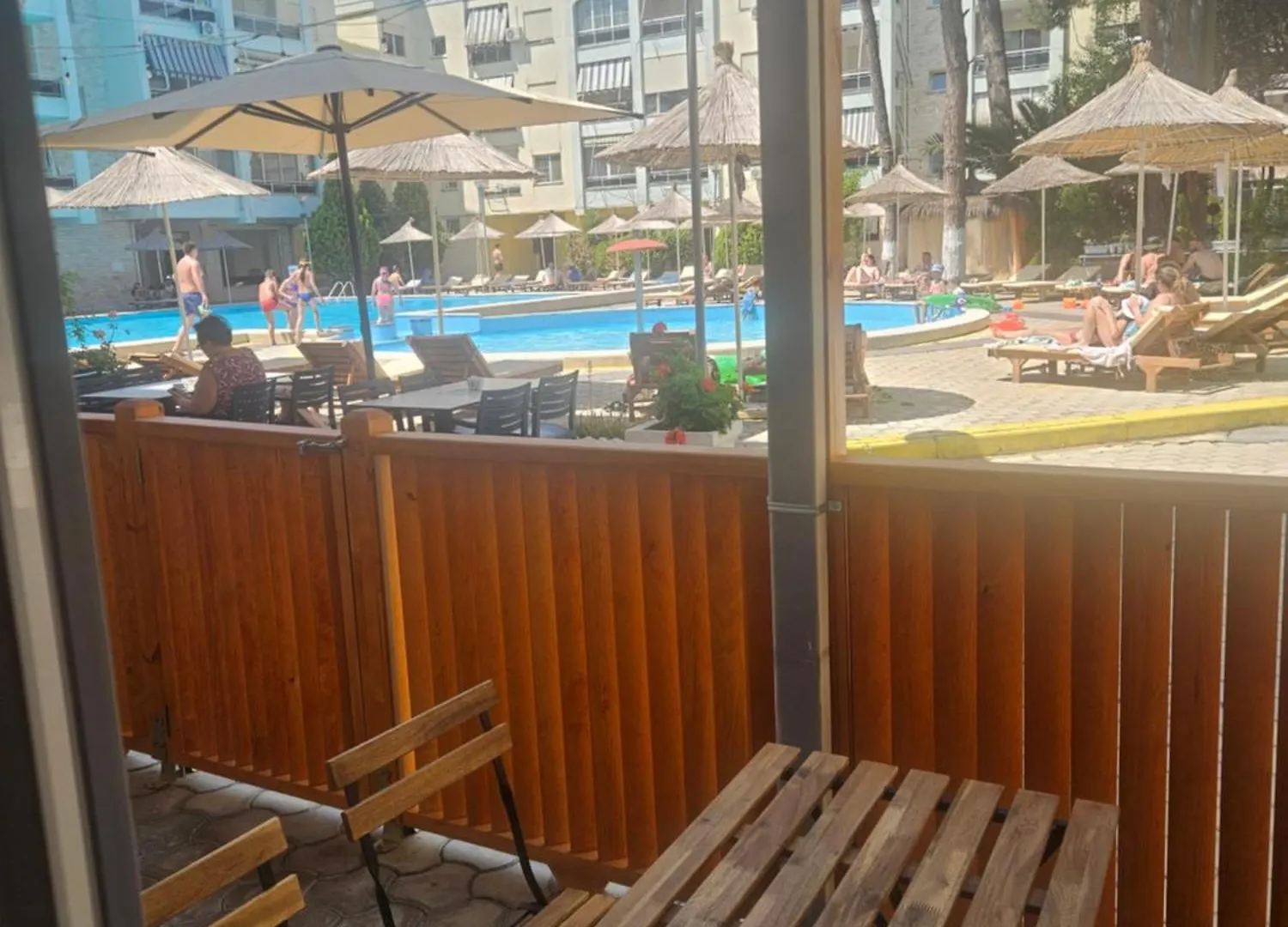 Geri'S Beach Apartments Golem  Albania